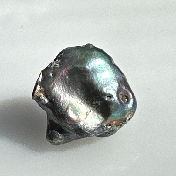 8.52ct Freeform Peacock Black Baroque Keshi Free Form Pearl Drilled Pearl - Picture 7 of 17